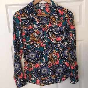 New Express floral button down. Size XS.
